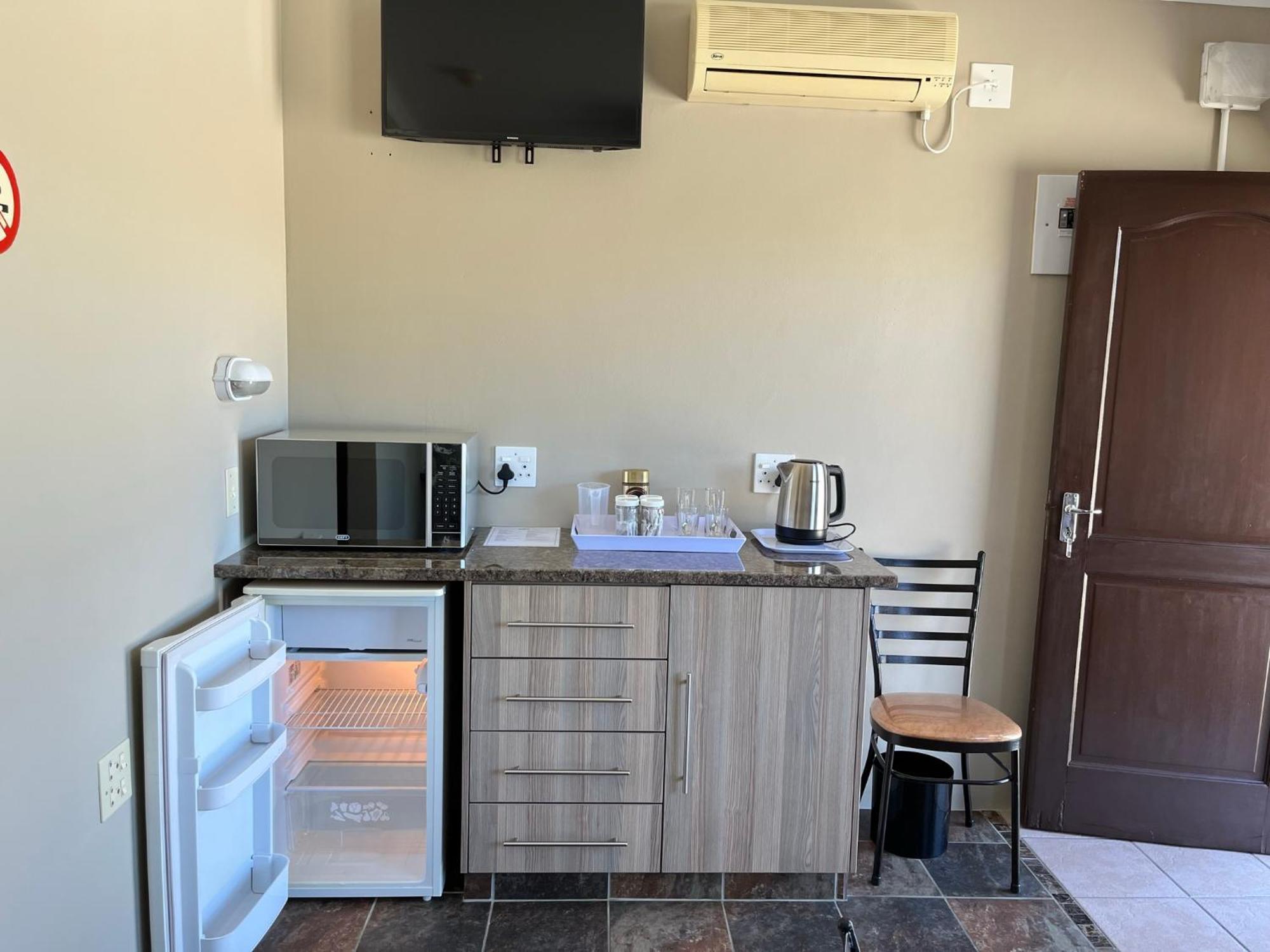 Sunset Chalets Colesberg Bagian luar foto