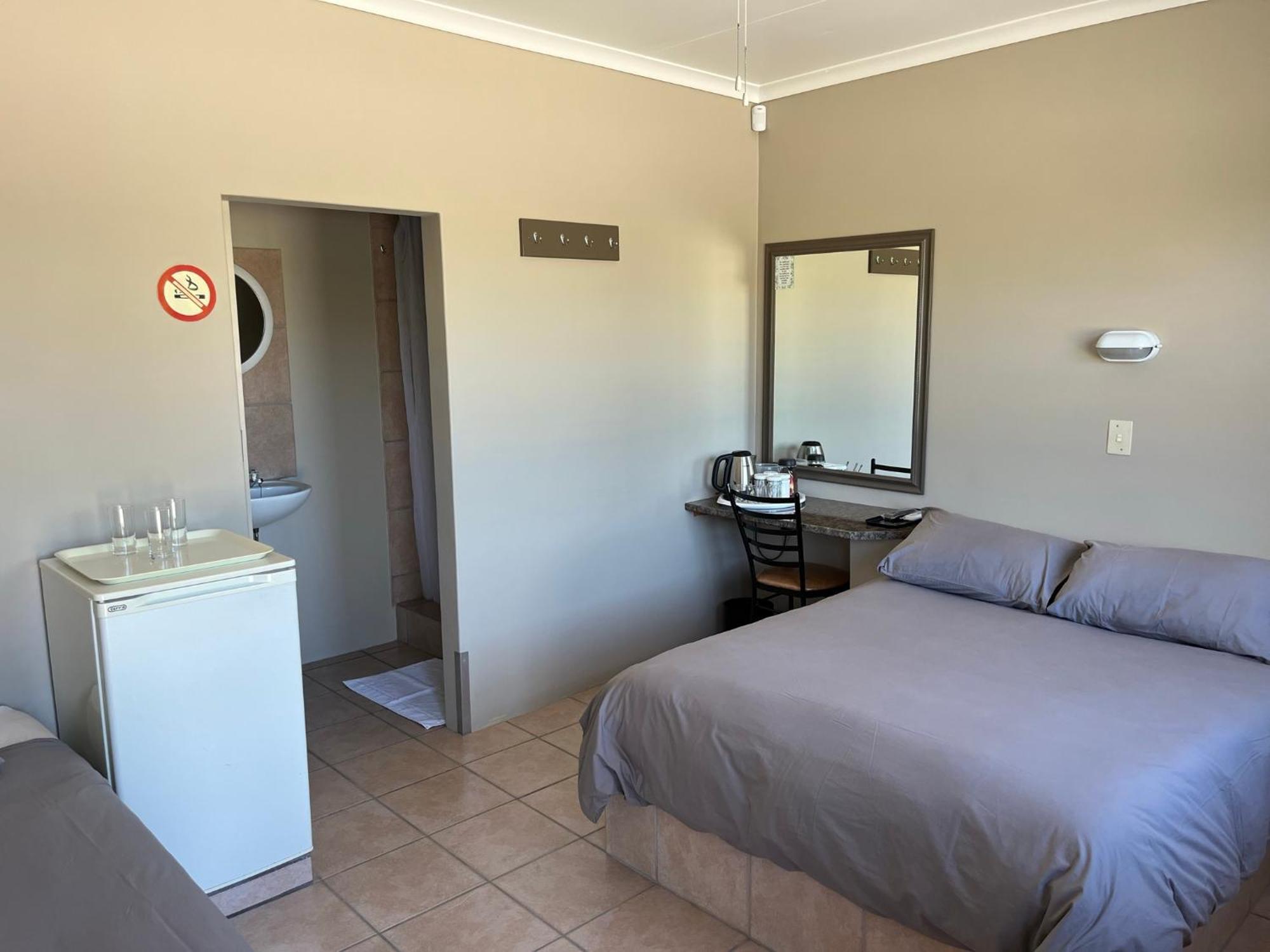 Sunset Chalets Colesberg Bagian luar foto
