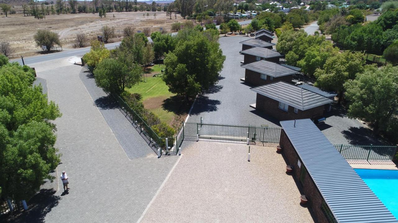 Sunset Chalets Colesberg Bagian luar foto